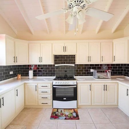 Beachy Cottage I Kitchen I Wi-Fi I Shaded Cabana I Parking Saint Philip Extérieur photo