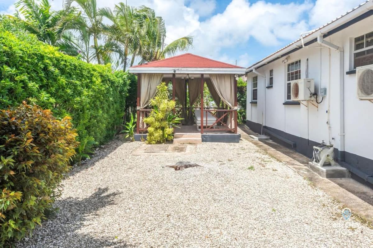 Beachy Cottage I Kitchen I Wi-Fi I Shaded Cabana I Parking Saint Philip Extérieur photo