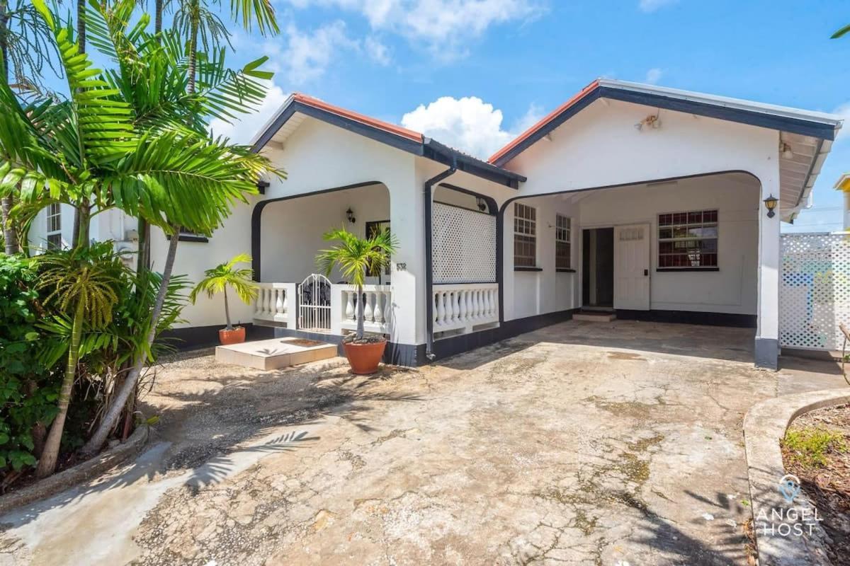 Beachy Cottage I Kitchen I Wi-Fi I Shaded Cabana I Parking Saint Philip Extérieur photo